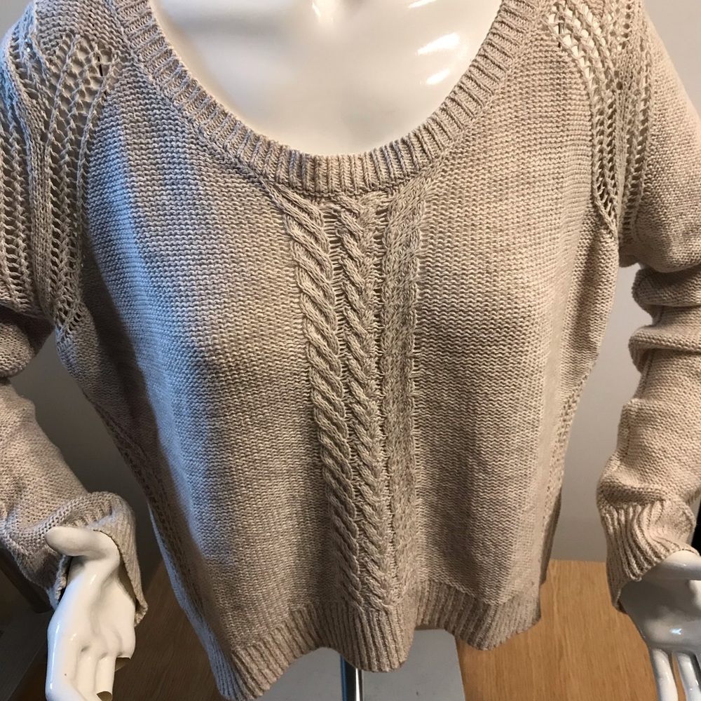 Women's Scoop-Neck Cable Knit Sweater - Neutral Beige